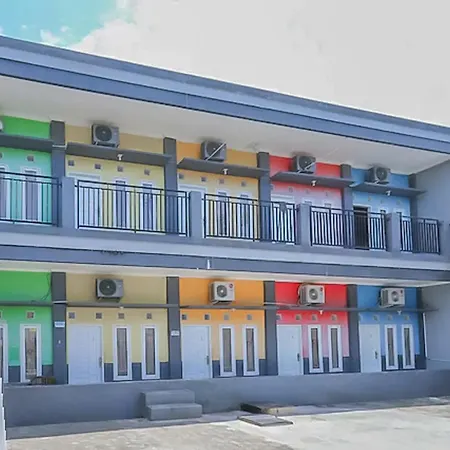 OYO 3731 Pelangi Guest House-2